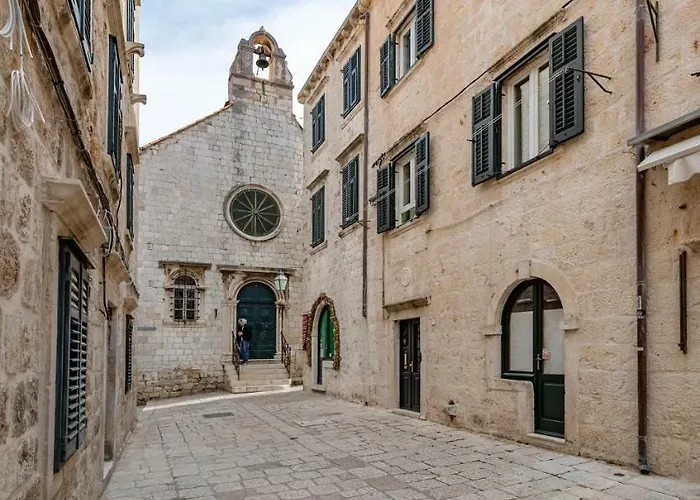 The Art Republic, Old Town