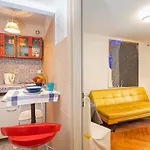 The Art Republic, Old Town Apartment